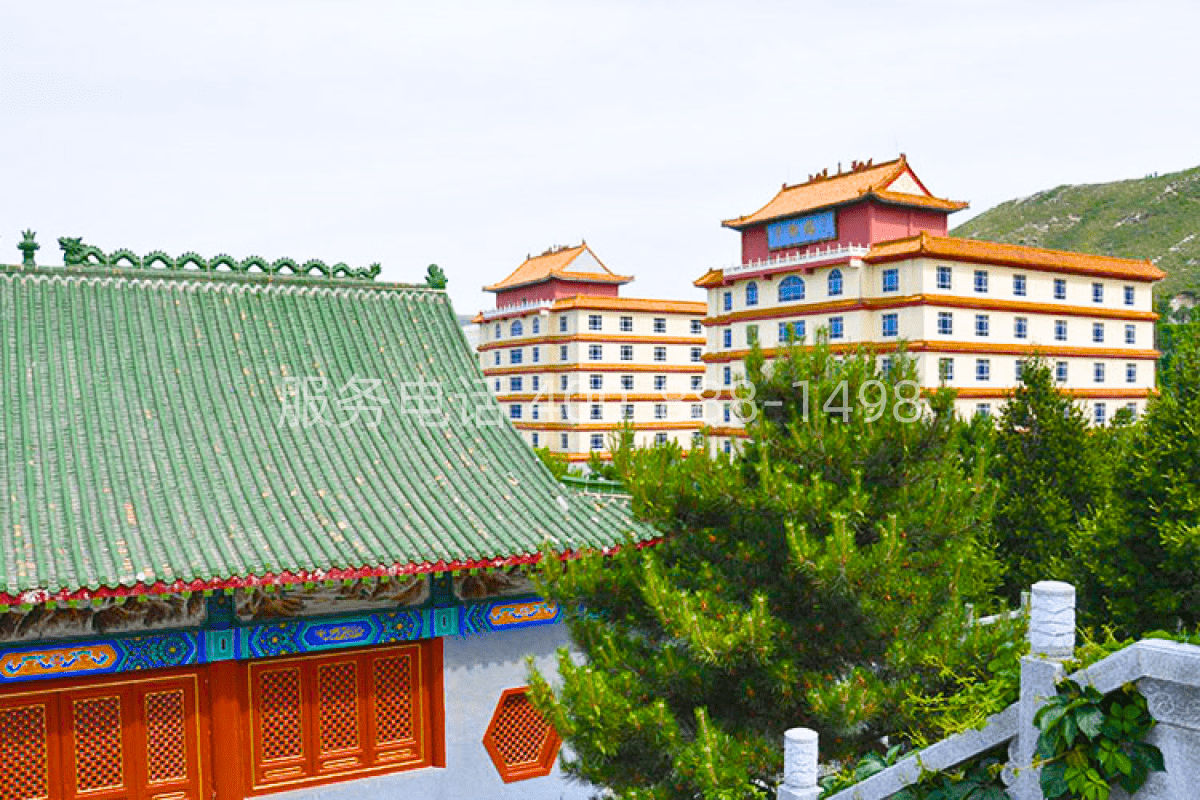 灵山宝塔陵园的平地好还是坡地好？哪些朝向不能选？