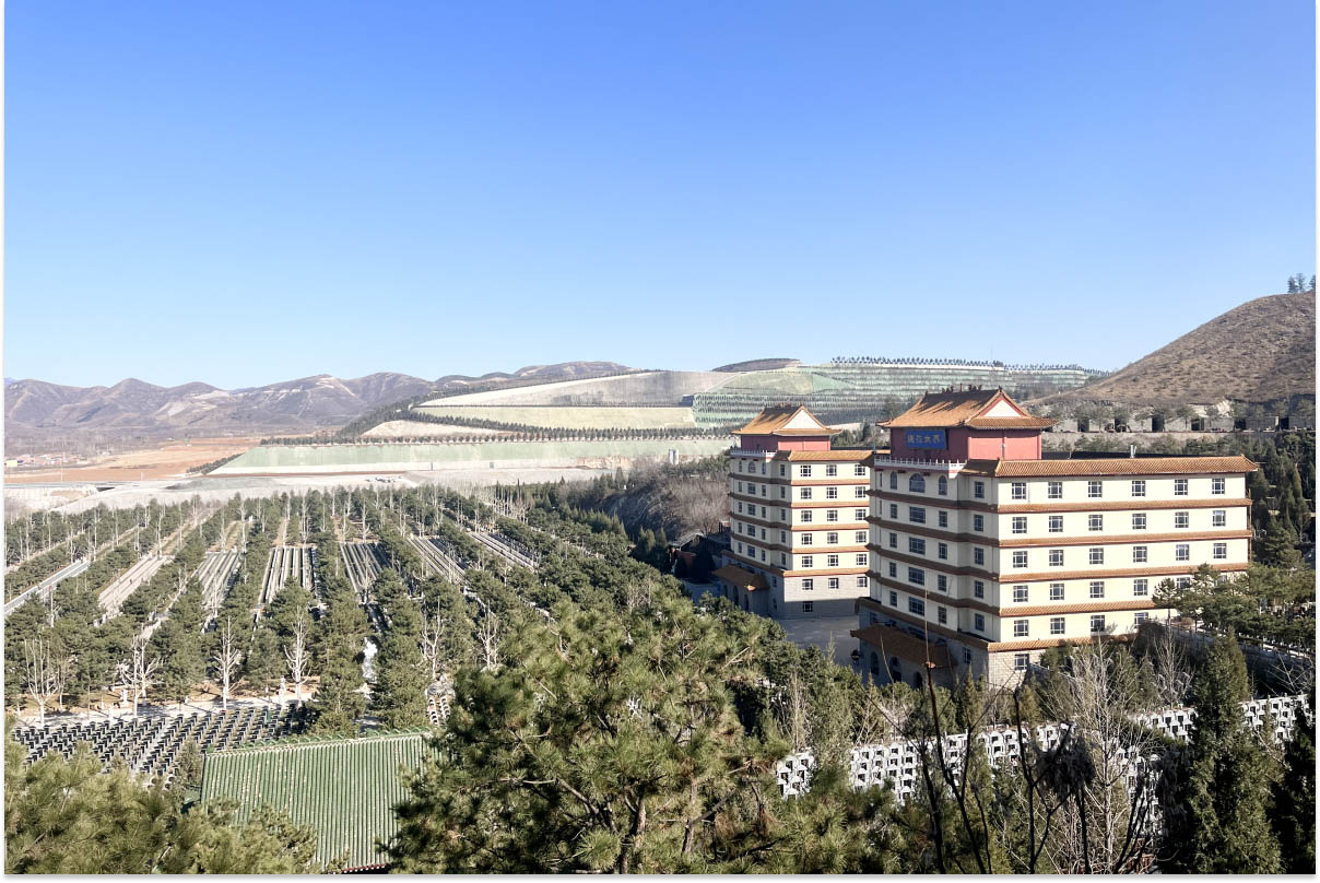 灵山宝塔陵园的环境怎么样？